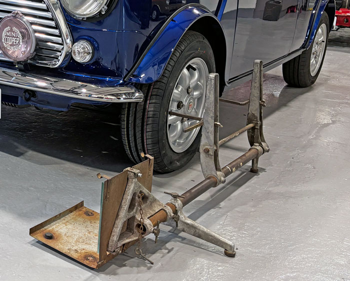 blue classic mini wheel alignment