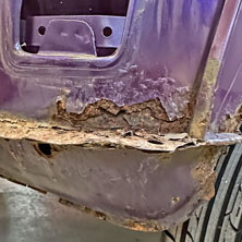 Damage and rust on rear of Equinox Mini