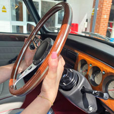 Removal of classic Mini Mpi Steering Wheel