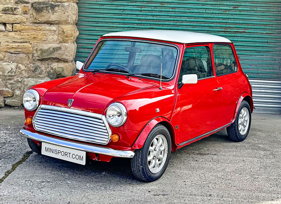 1996 Mini Kensington in Red & White Roof For Sale