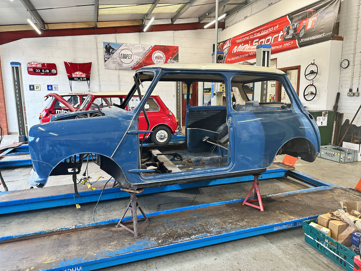 Bangers and Cash Mini, arrival condition bodyshell