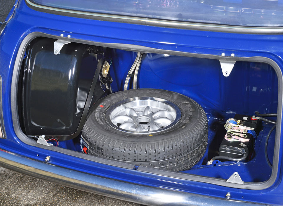 nterior of the boot in 1994 Mini Bogus 2