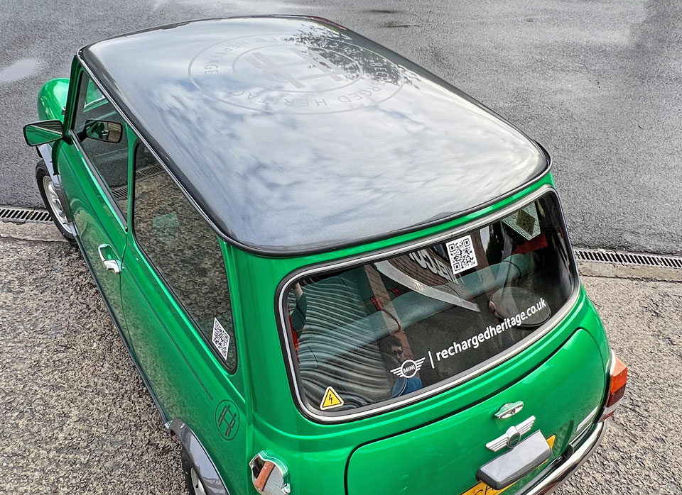 Roof with RHLdecal on 1995 Mini Cooper EV.
