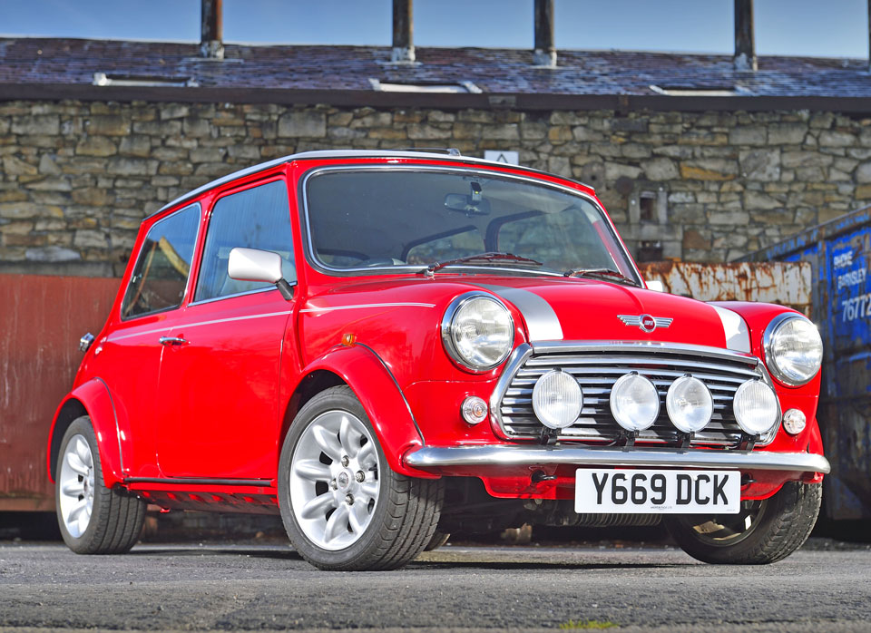 Mini Cooper Sportspack 500 in Red and White