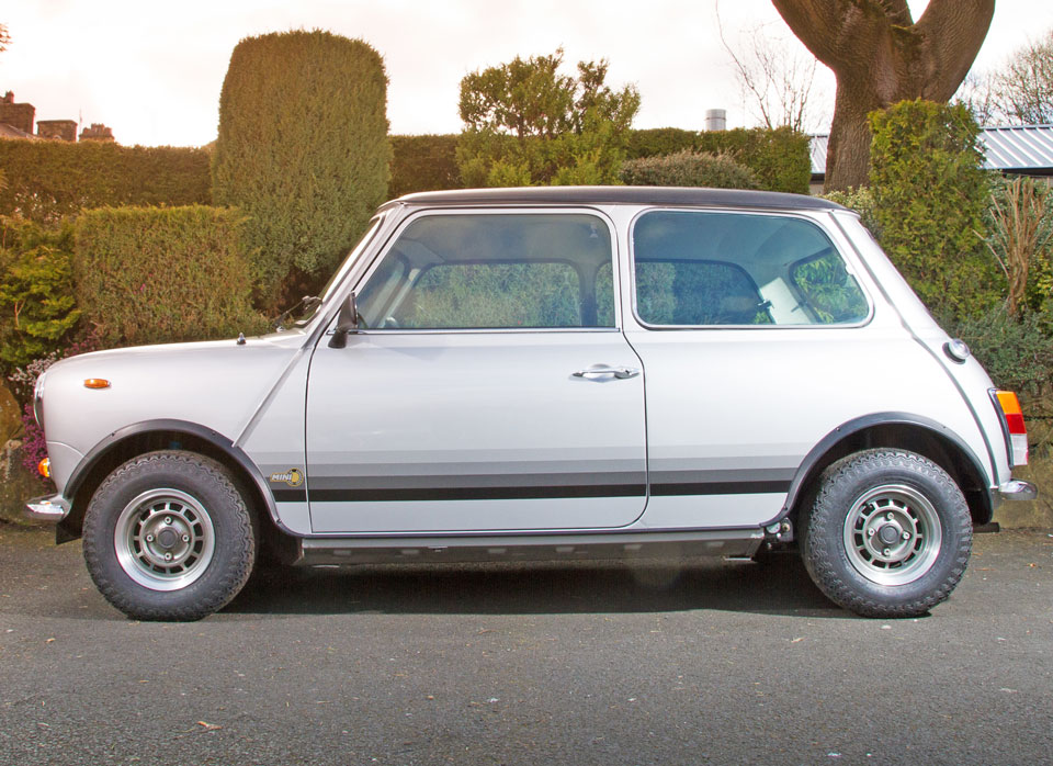 Side view of Mini Special, displaying its sleek profile and classic charm.