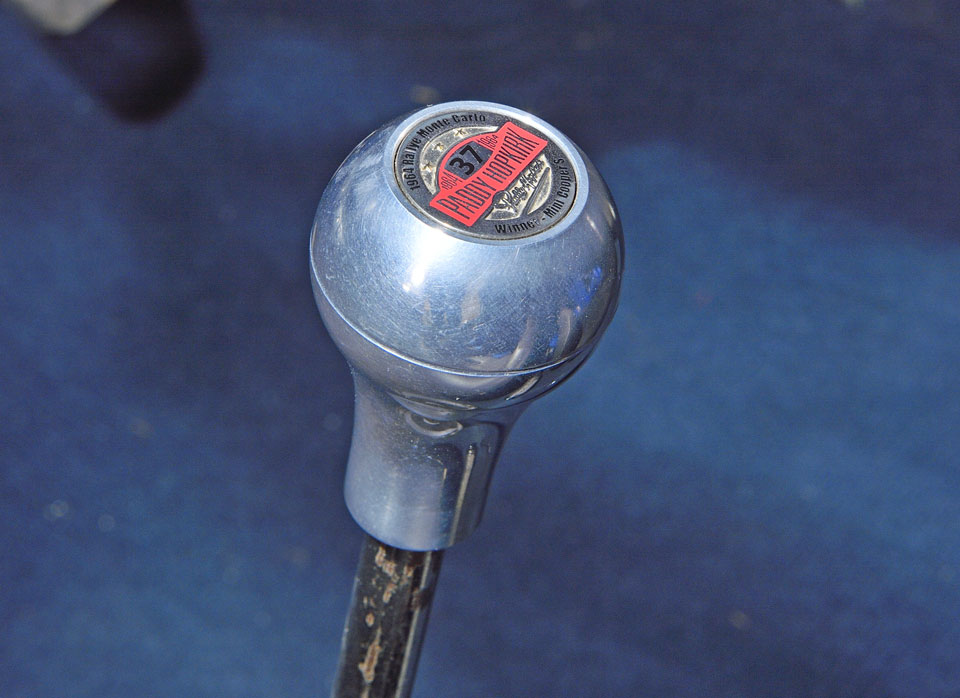 Close-up of Paddy Hopkirk Quickshift gear lever in 1994 Mini Bogus 2 Limited Edition