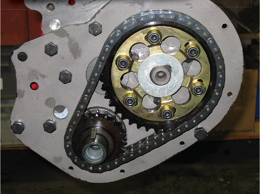 Adjustable duplex vernier timing chain kit fitted for accurate cam timing.