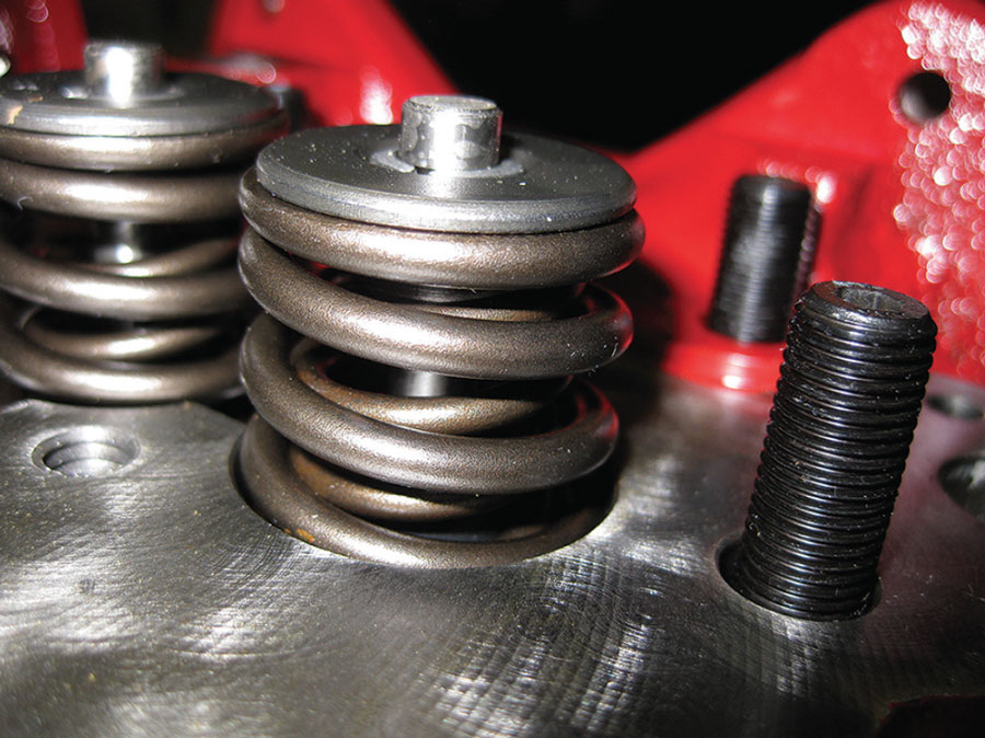 Double valve springs as specified by Kent Cams