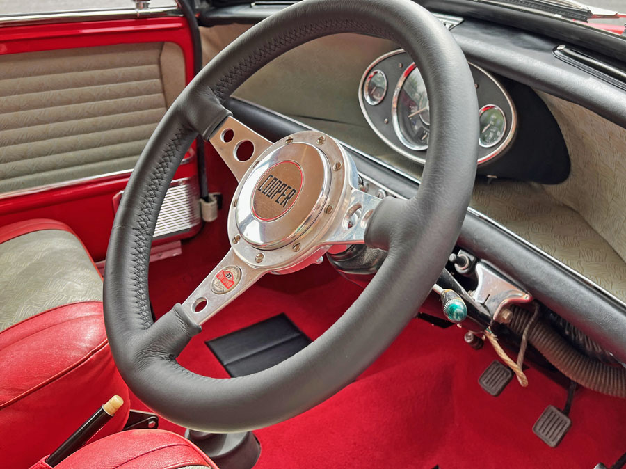 Leather Cooper steering wheel with chrome spokes