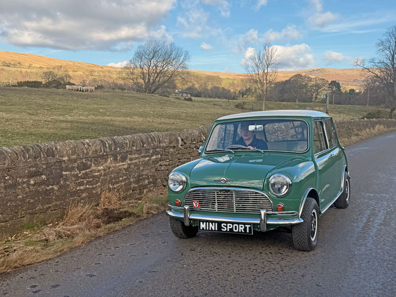 mini-mk1-driving-right-1