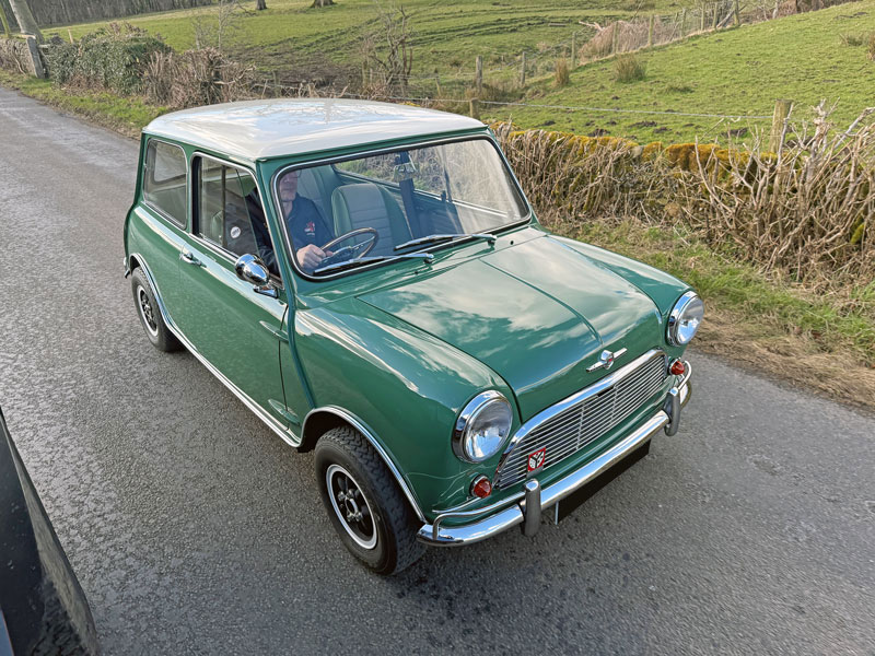 mk1-mini-driving-front-right-close-1